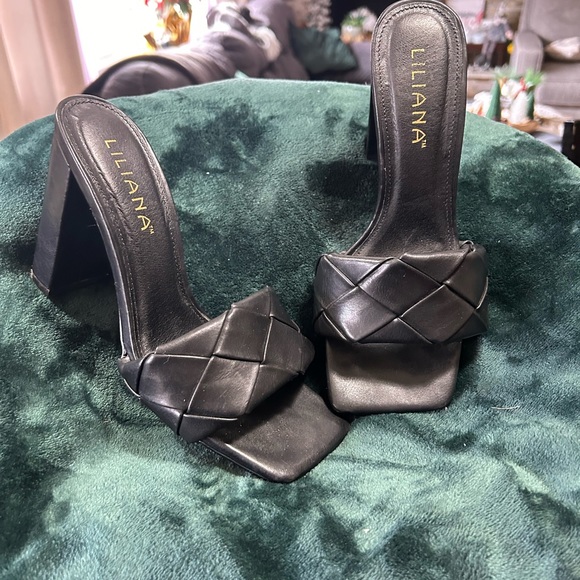 EUC Liliana black open toe heels - Picture 3 of 6